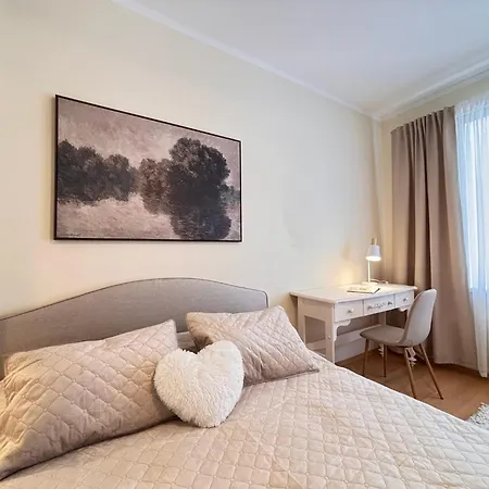 アパート Elegant And Bright Flat In A Quiet Area *