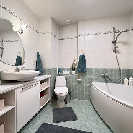 Elegant And Bright Flat In A Quiet Area アパート *