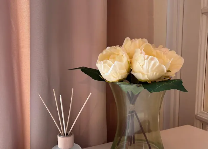 Elegant And Bright Flat In A Quiet Area Apartment Riga